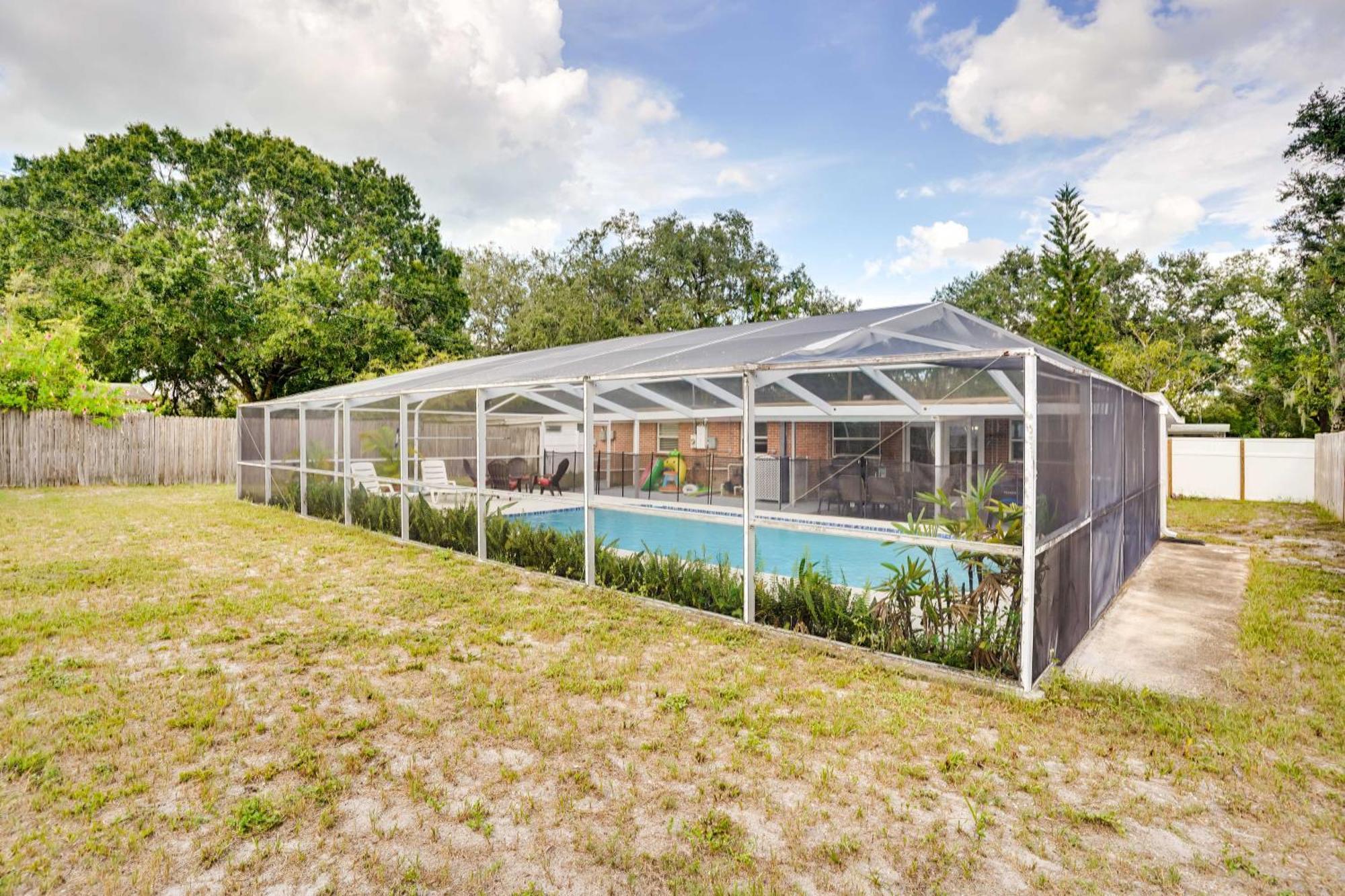 Pet-Friendly Lakeland Escape With Private Pool! 外观 照片